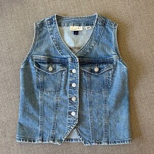 Universal Thread Blue Denim Vest
